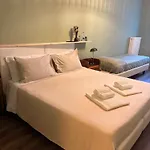 Nottetempo