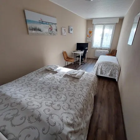 ゲストハウス Nottetempo チェゼーナ